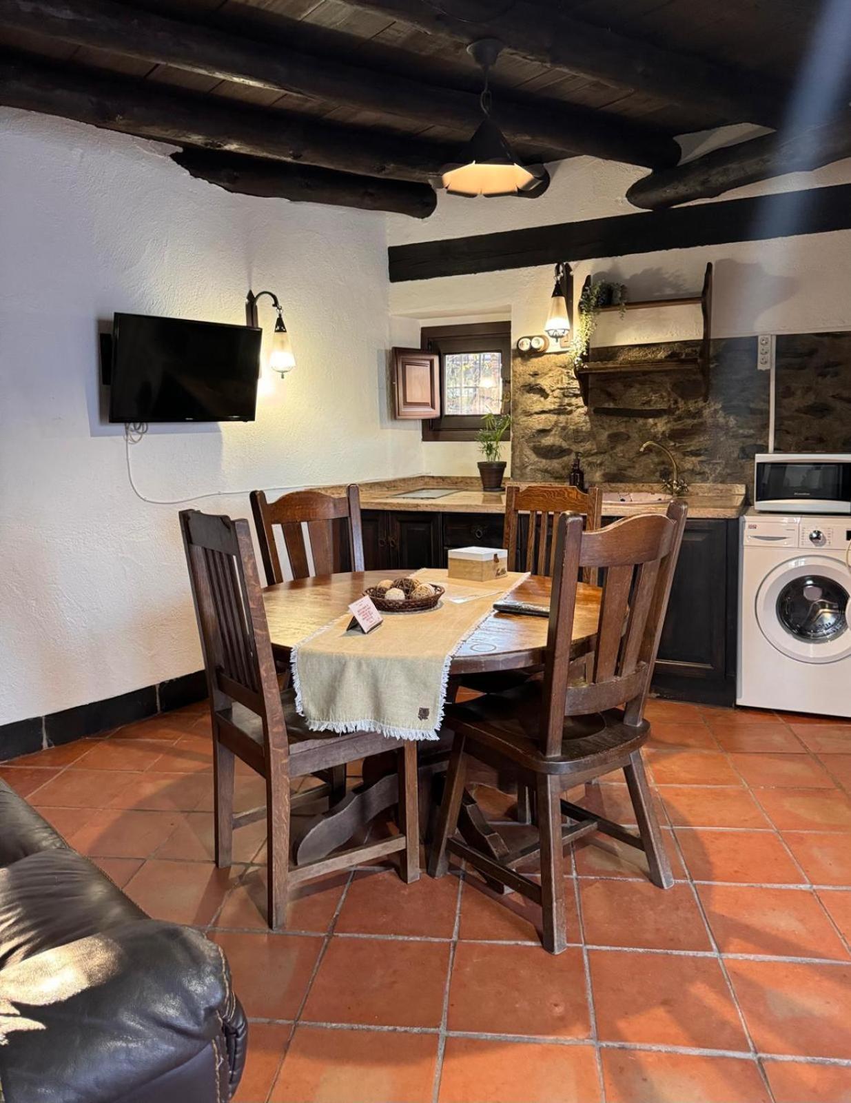Molino De Santa Agueda Chalet *